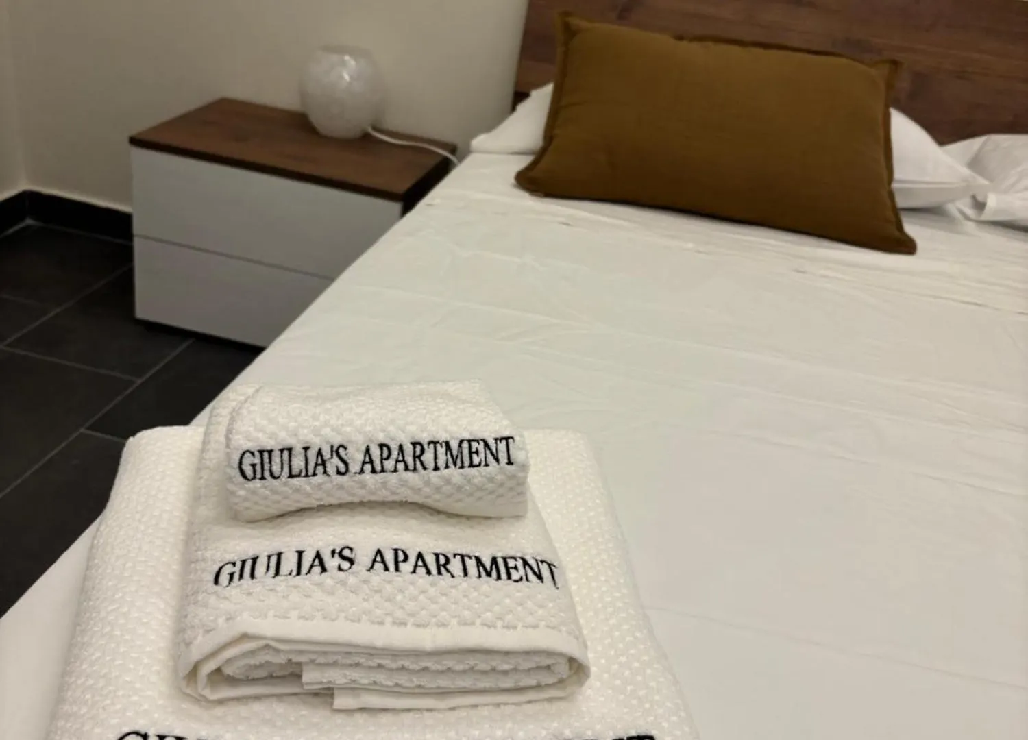 Giulia'S Apartment アルタヴィッラ・ミリーチア 0*,