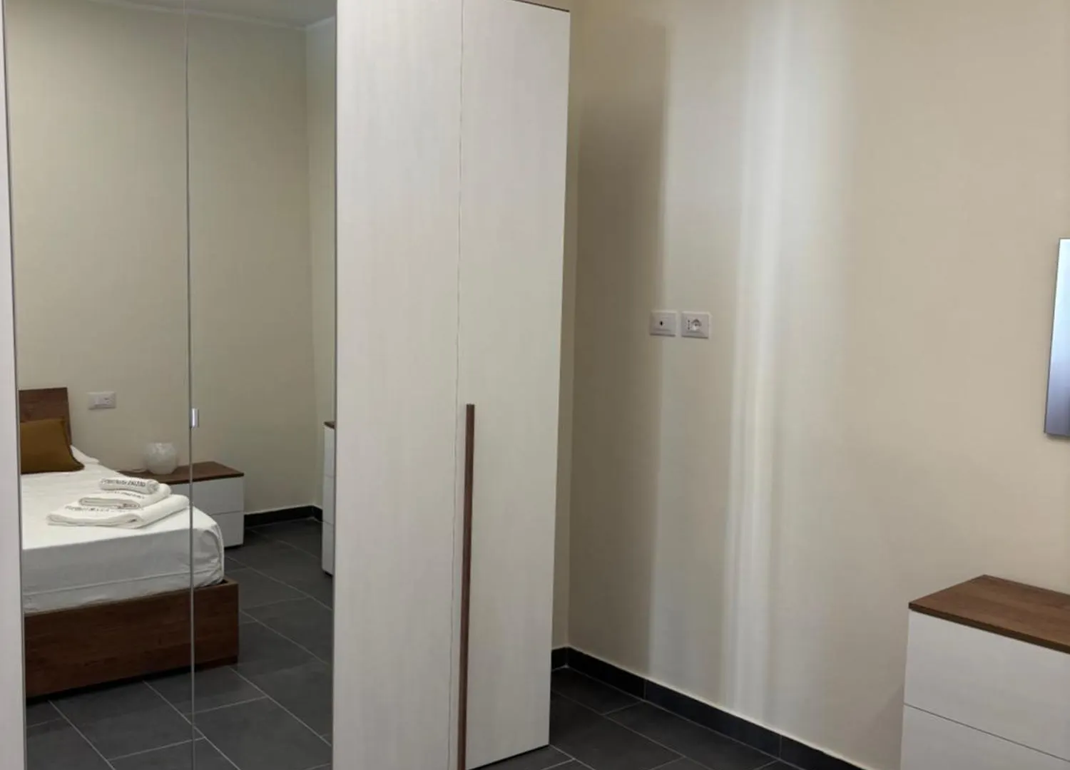 Giulia'S Apartment アルタヴィッラ・ミリーチア イタリア